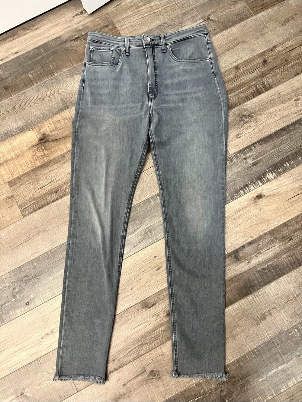 rag & bone women’s Jane super high-rise skinny in color Dexter. Size 30 EUC